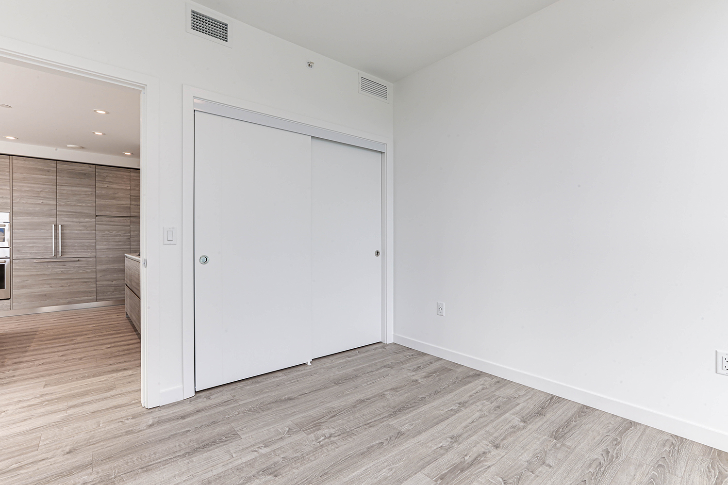 Property photo 128