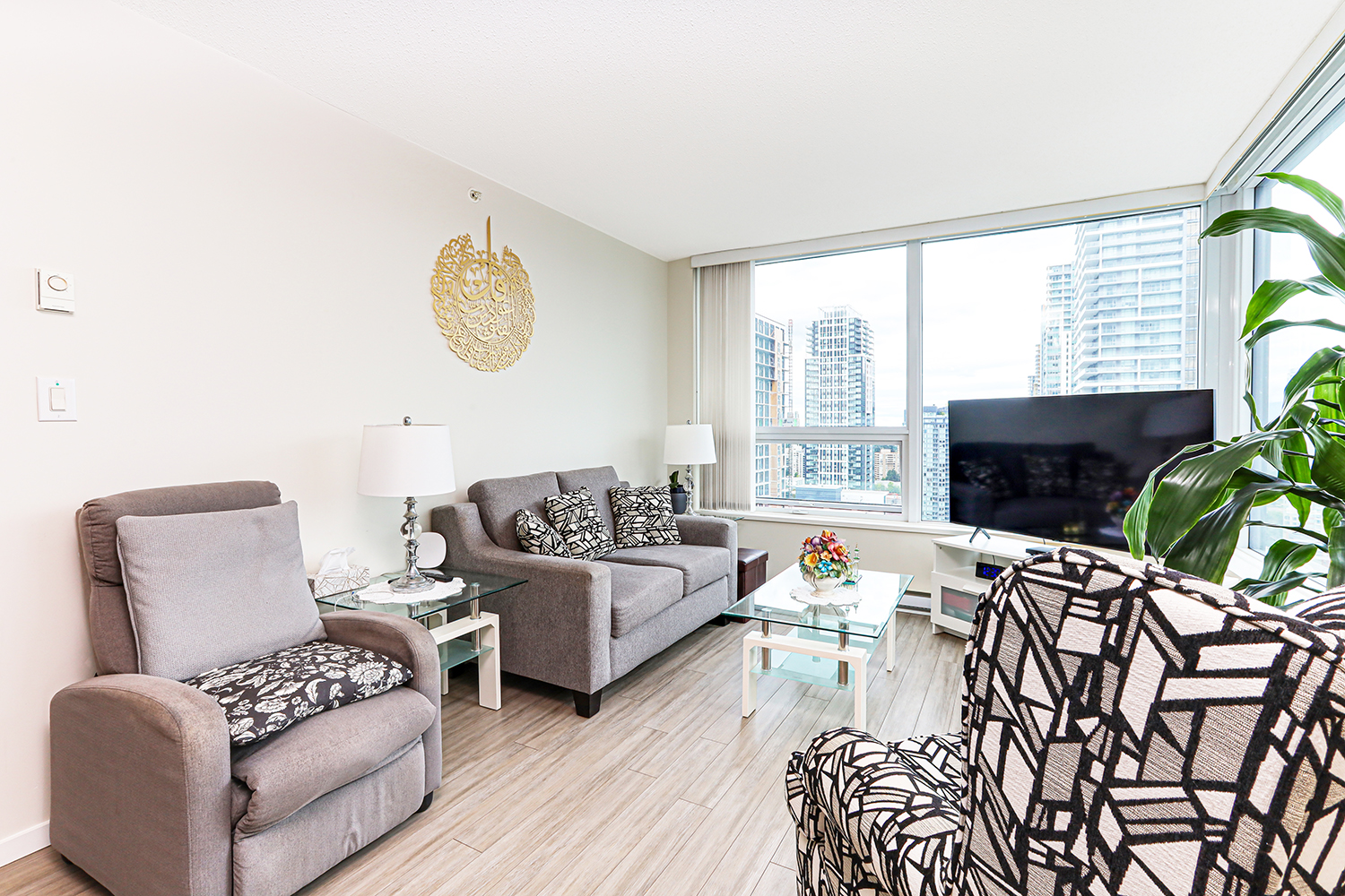 Property photo 105