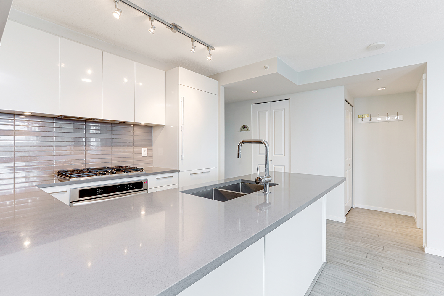 Property photo 115
