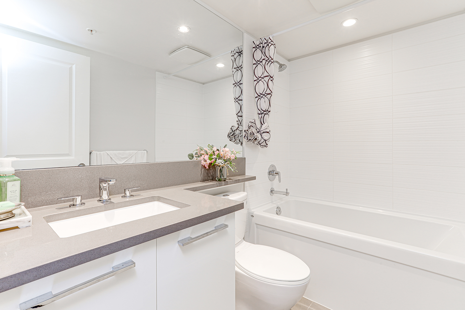 Property photo 122