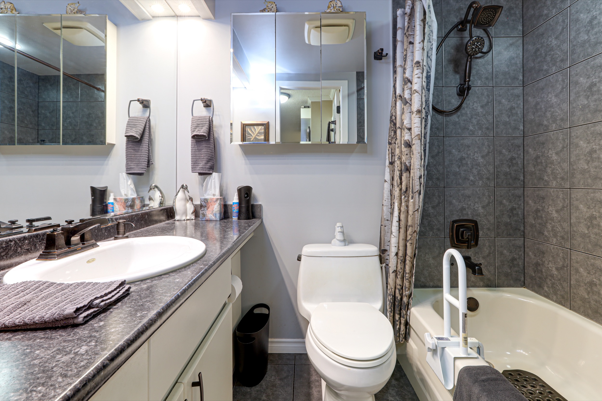 Property photo 126