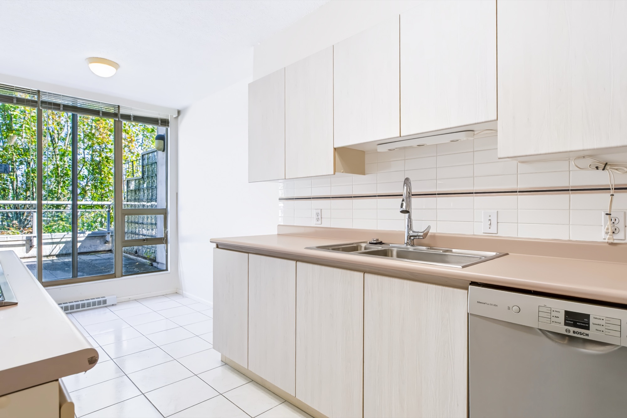 Property photo 111