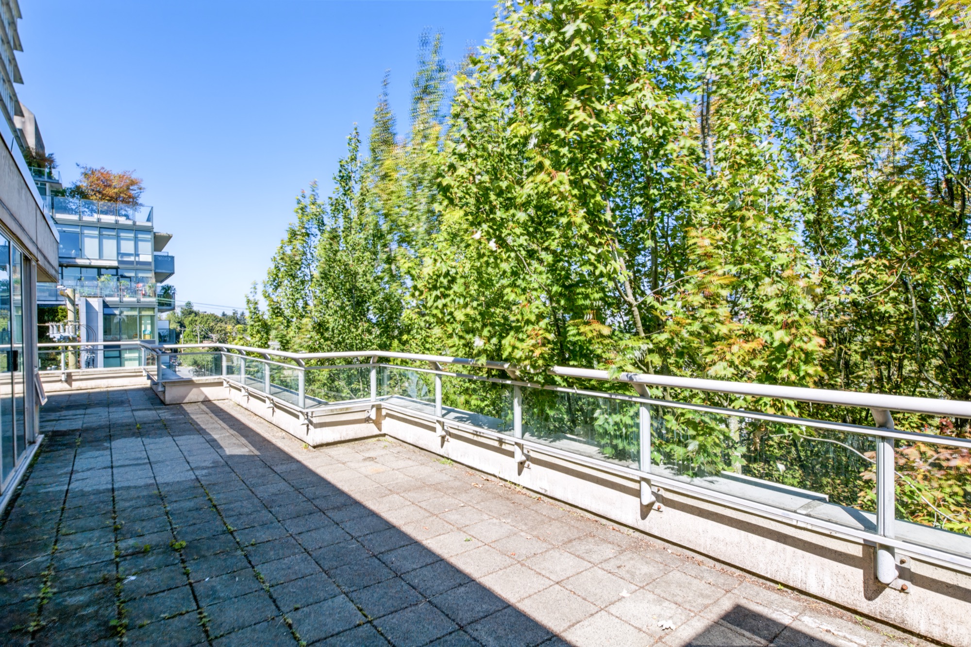 Property photo 123