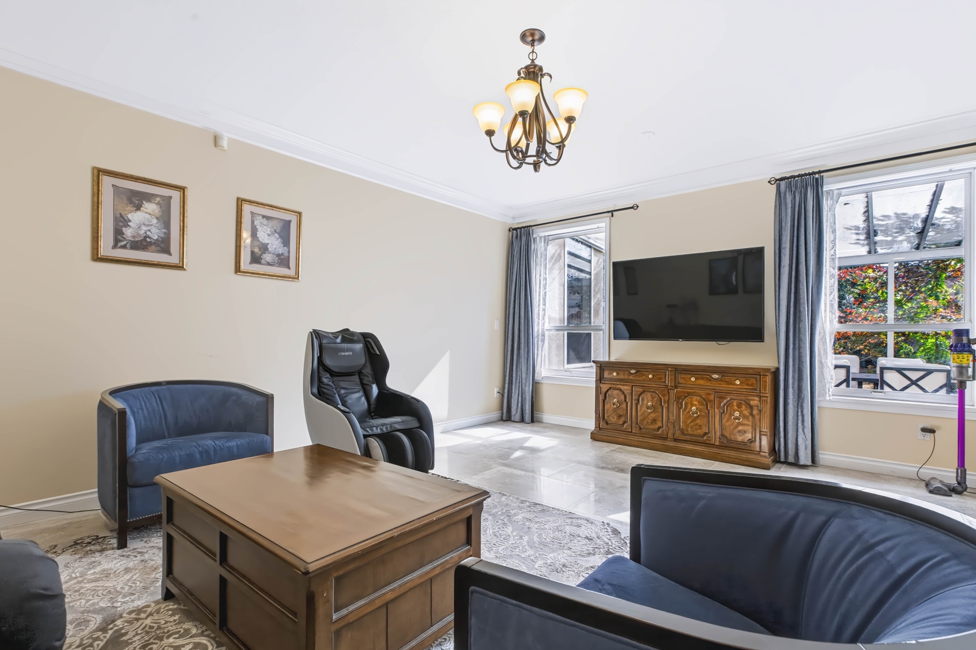 Property photo 110