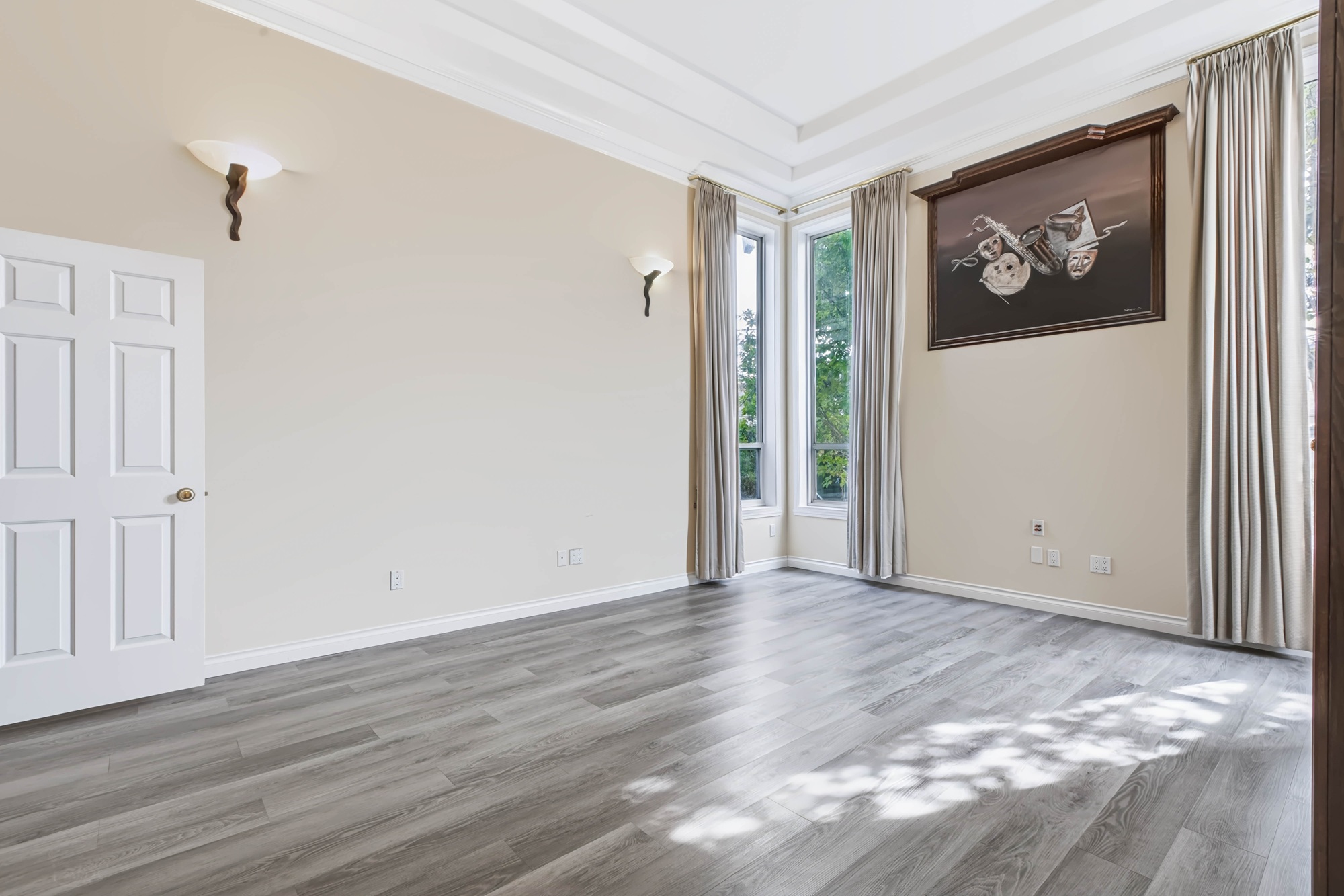 Property photo 123
