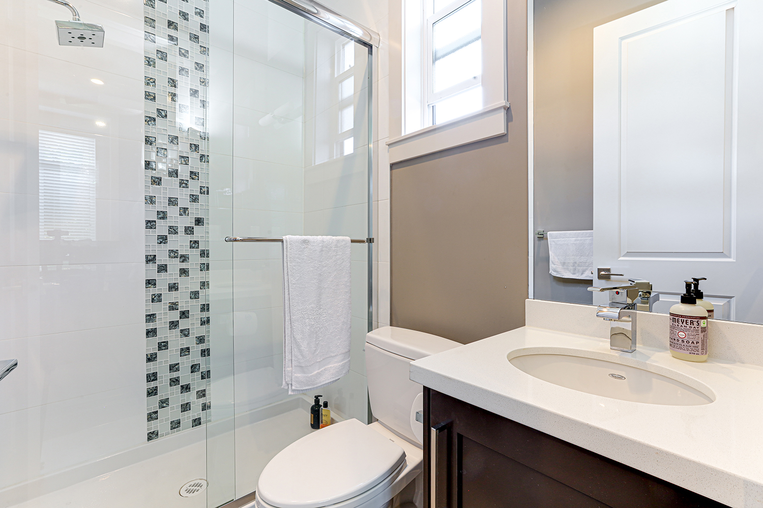 Property photo 126
