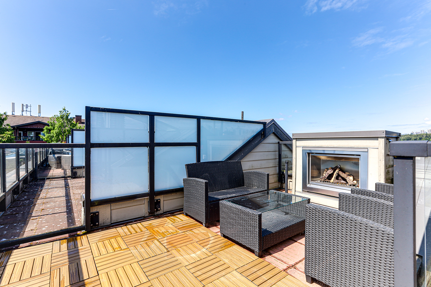 Property photo 128