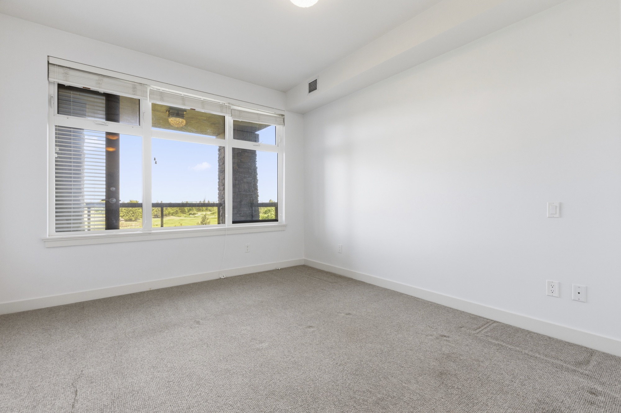 Property photo 119