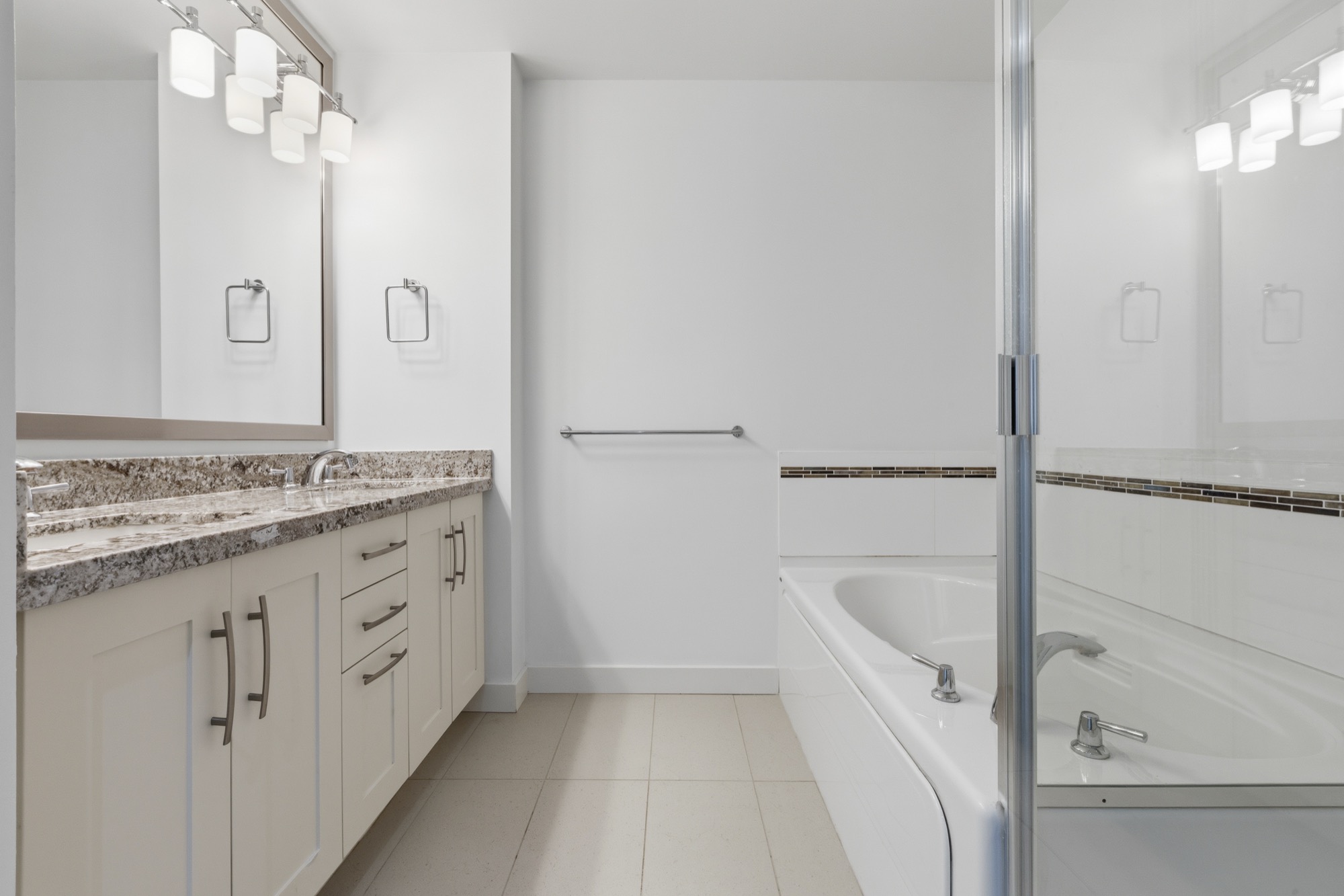 Property photo 121