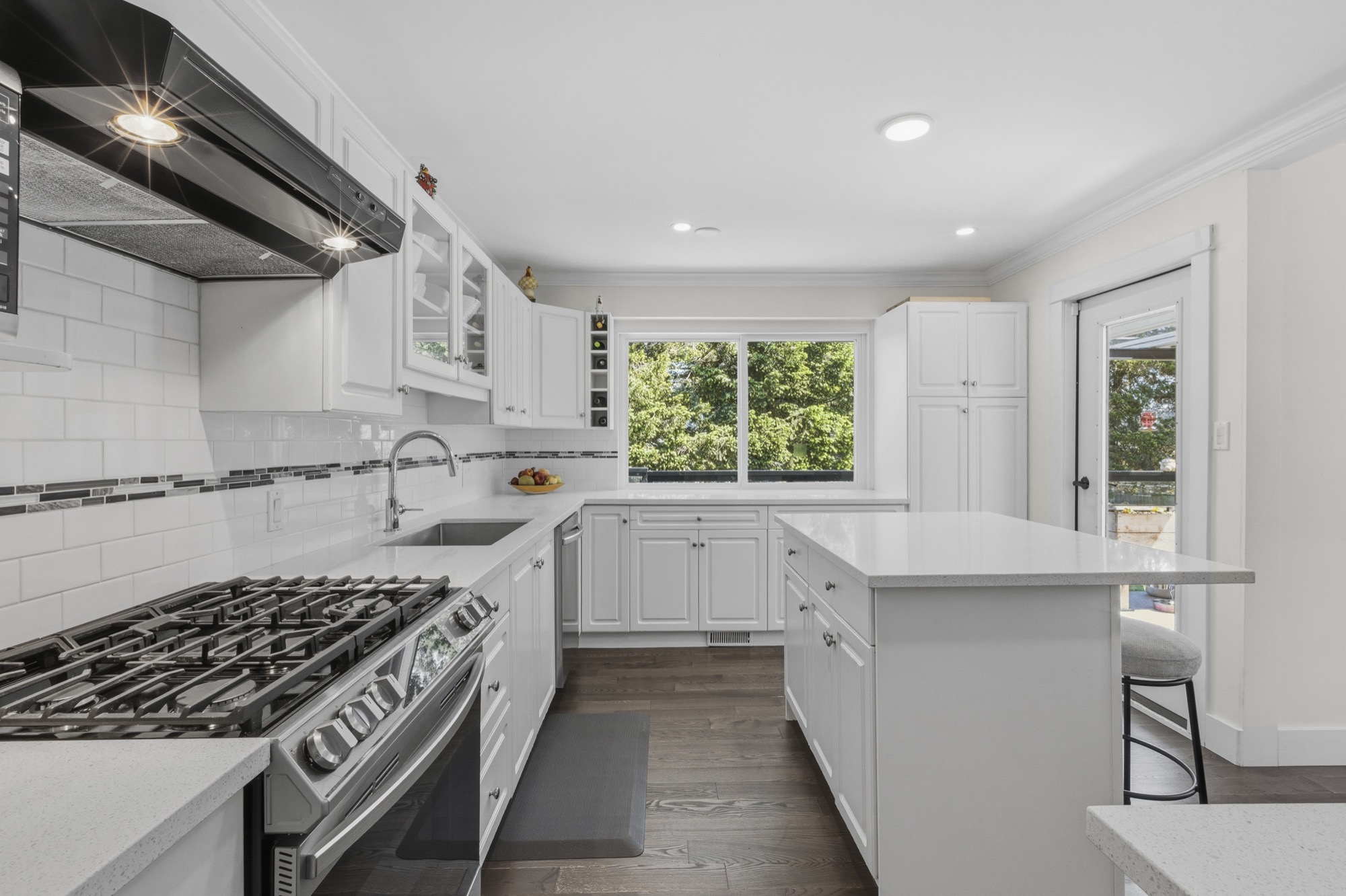 Property photo 112