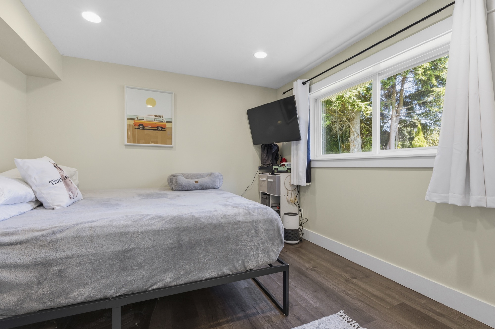 Property photo 125
