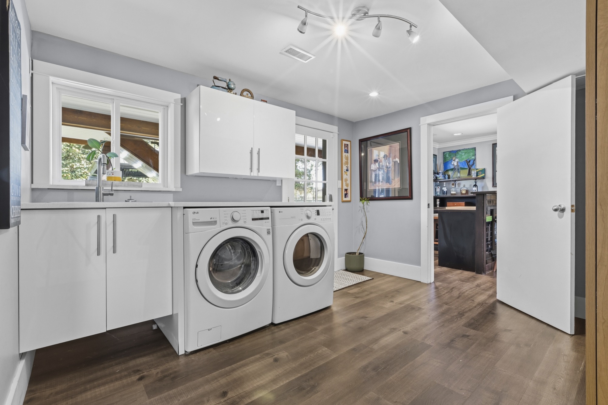 Property photo 127