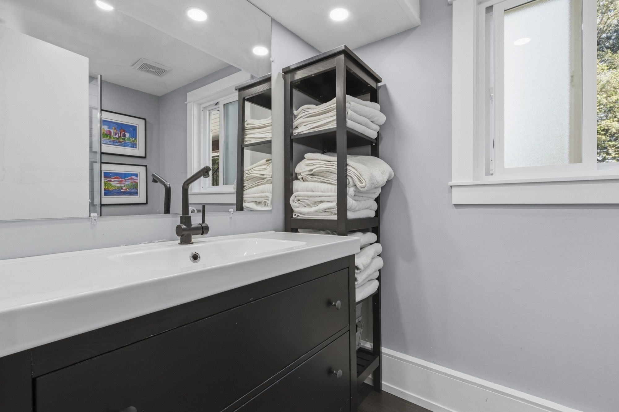 Property photo 128