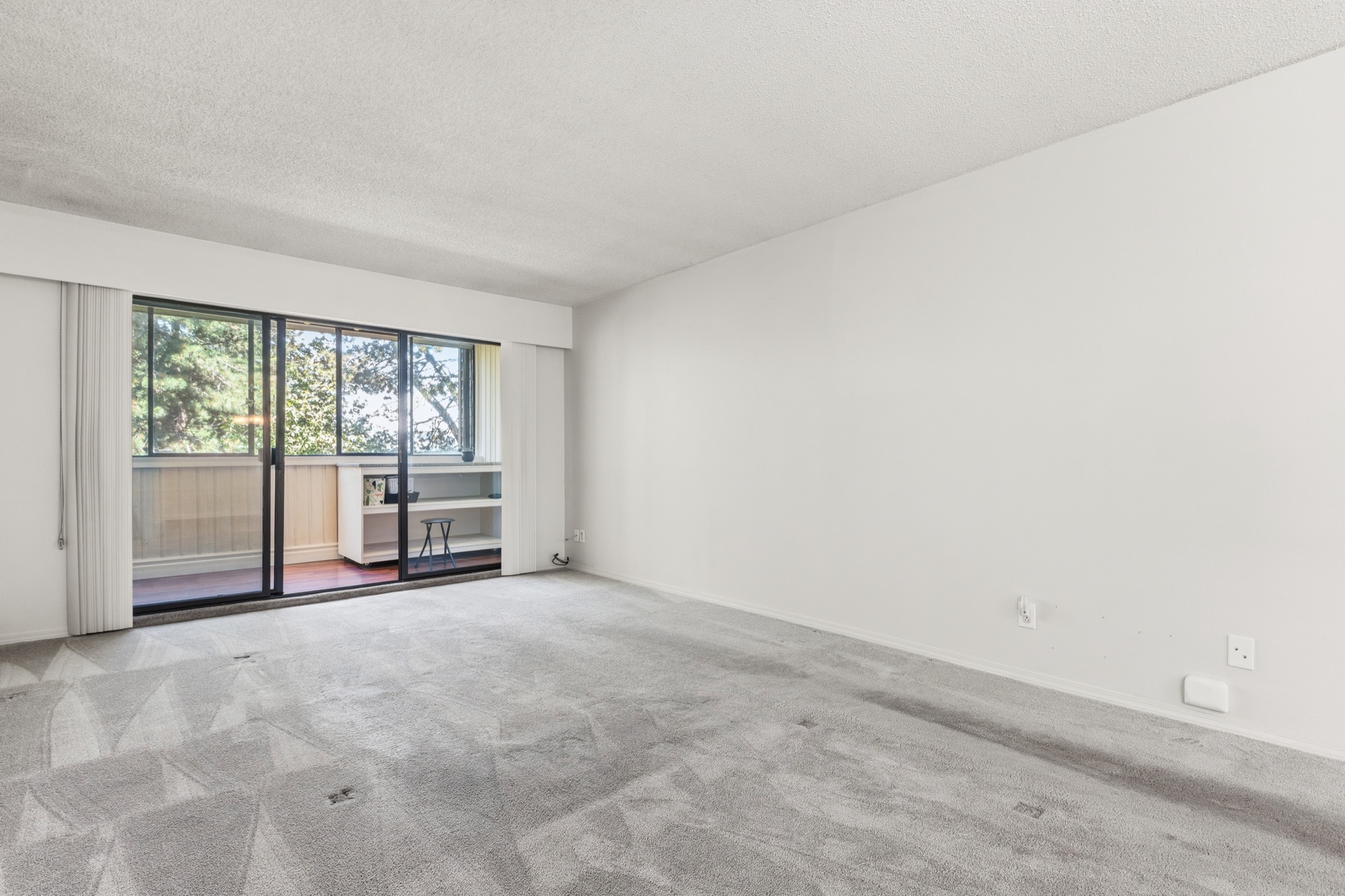 Property photo 104