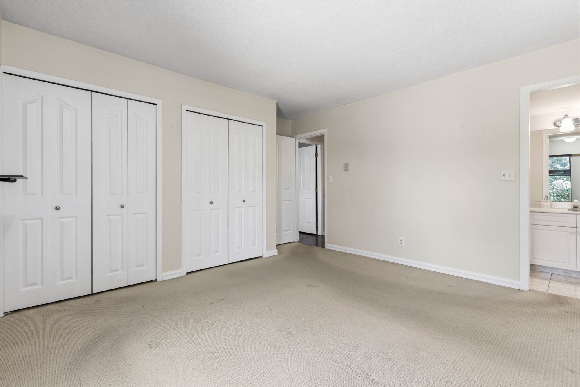 Property photo 116