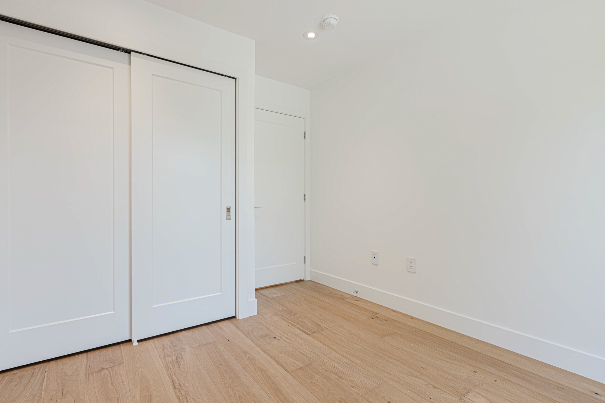 Property photo 126