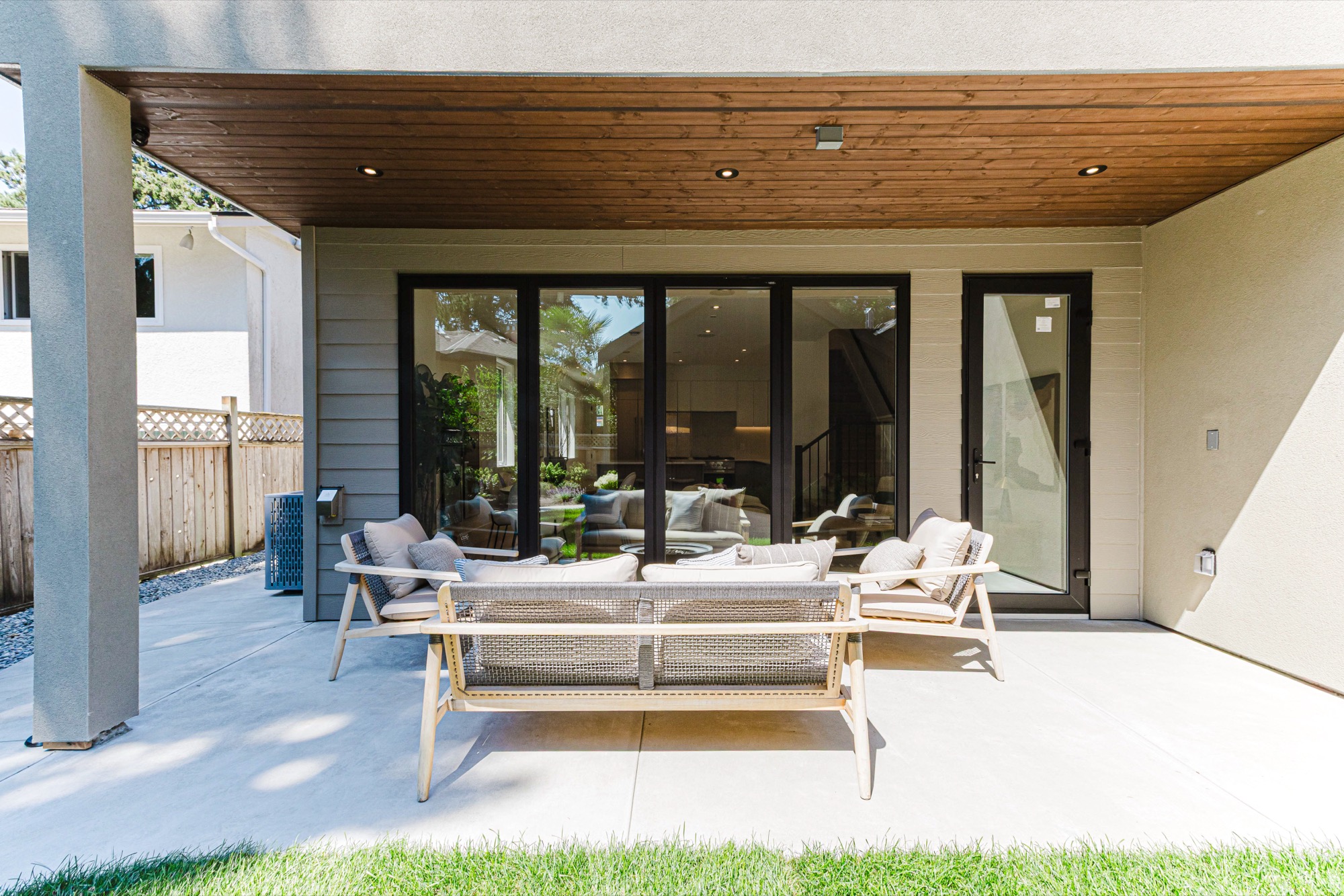 Property photo 136