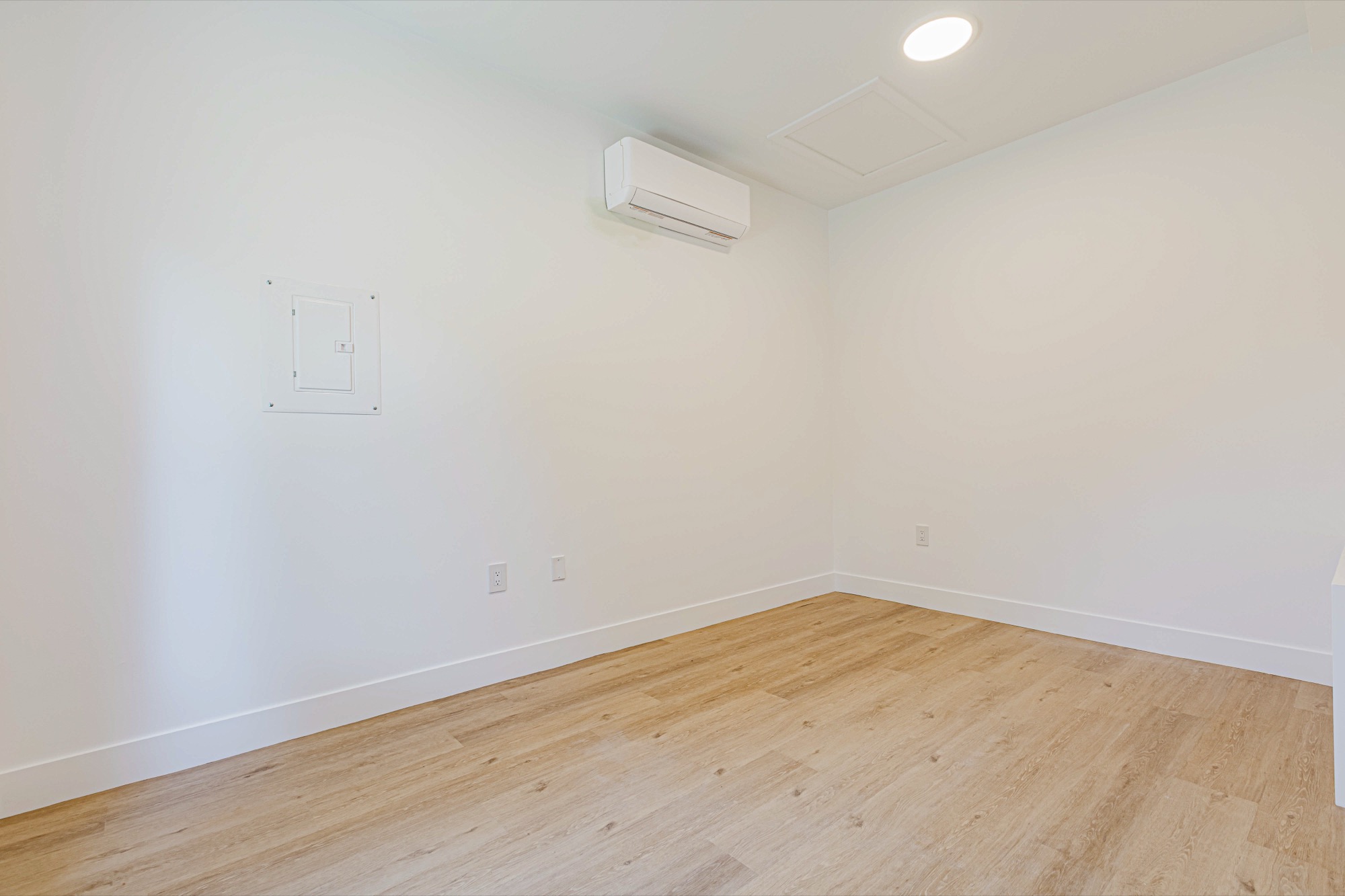 Property photo 142