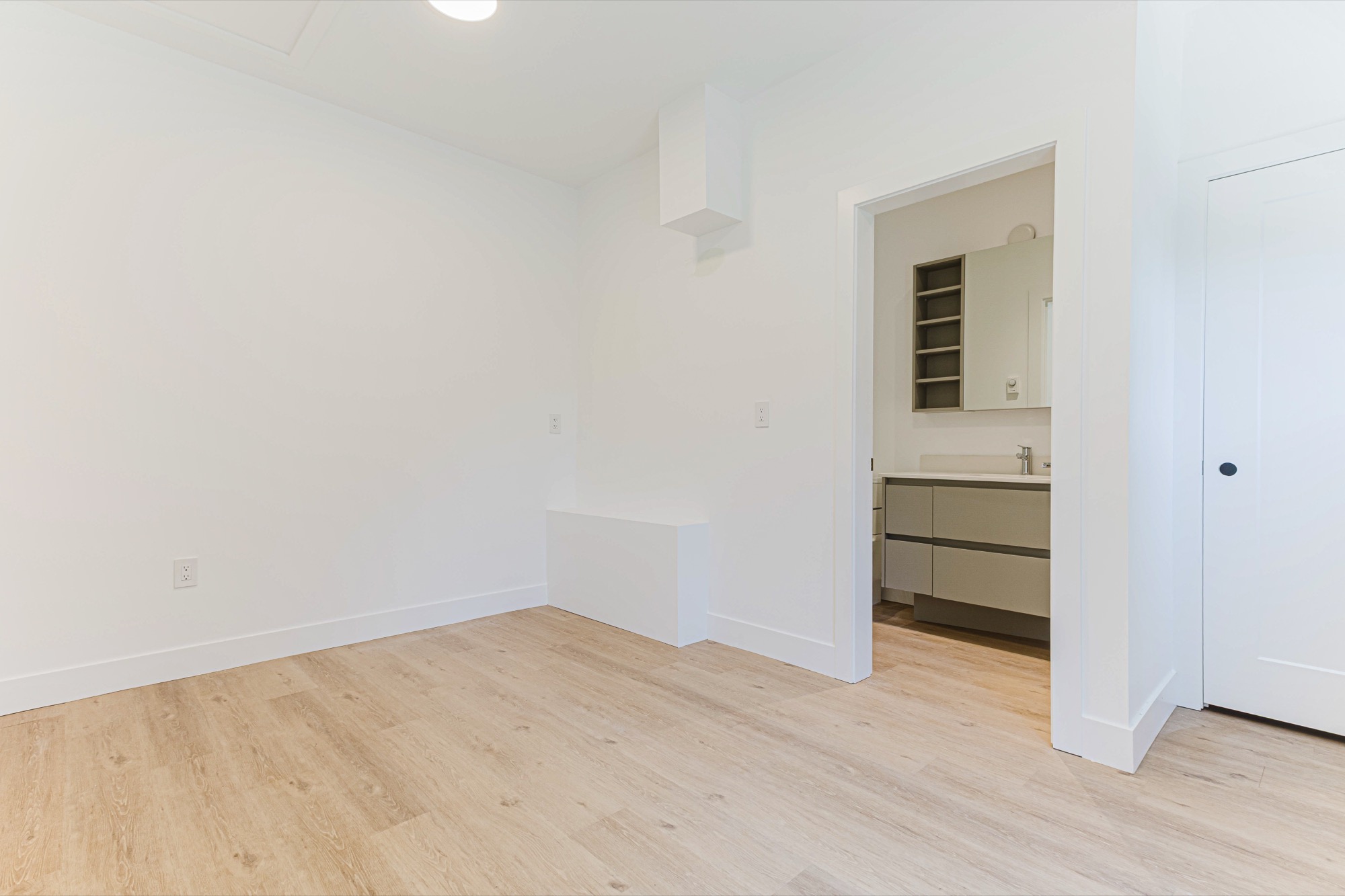 Property photo 143