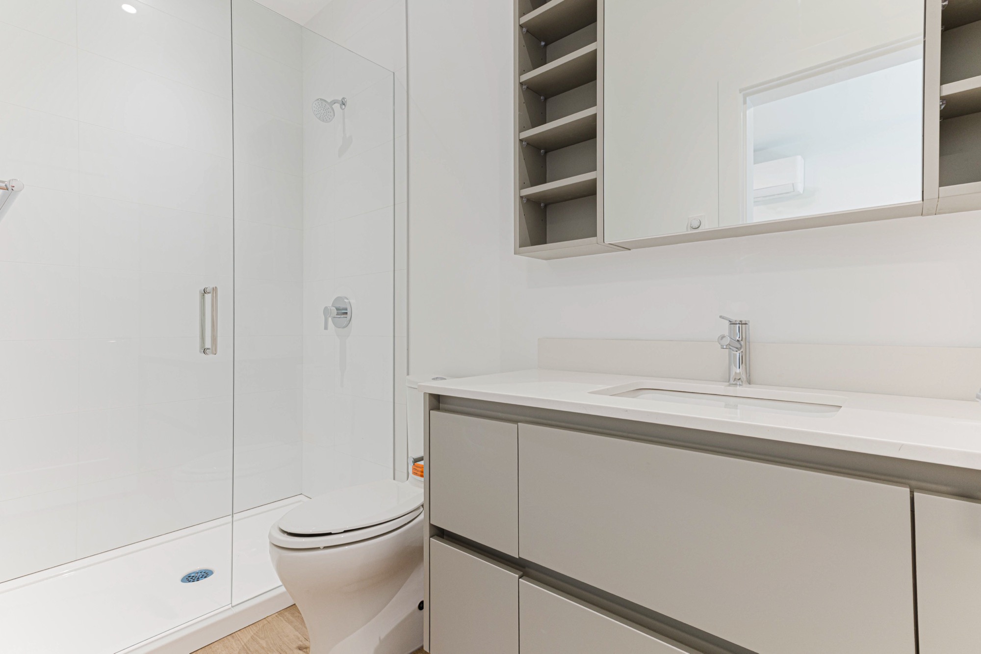 Property photo 144