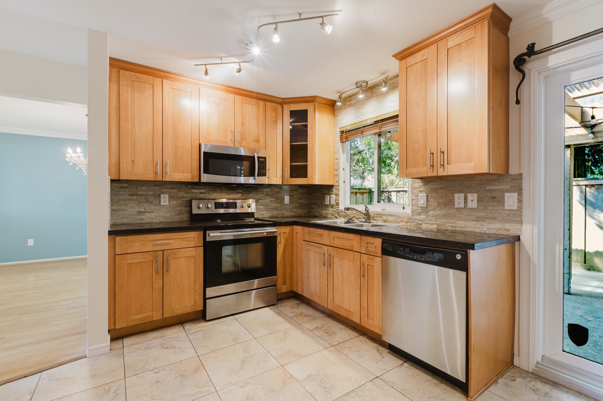Property photo 109