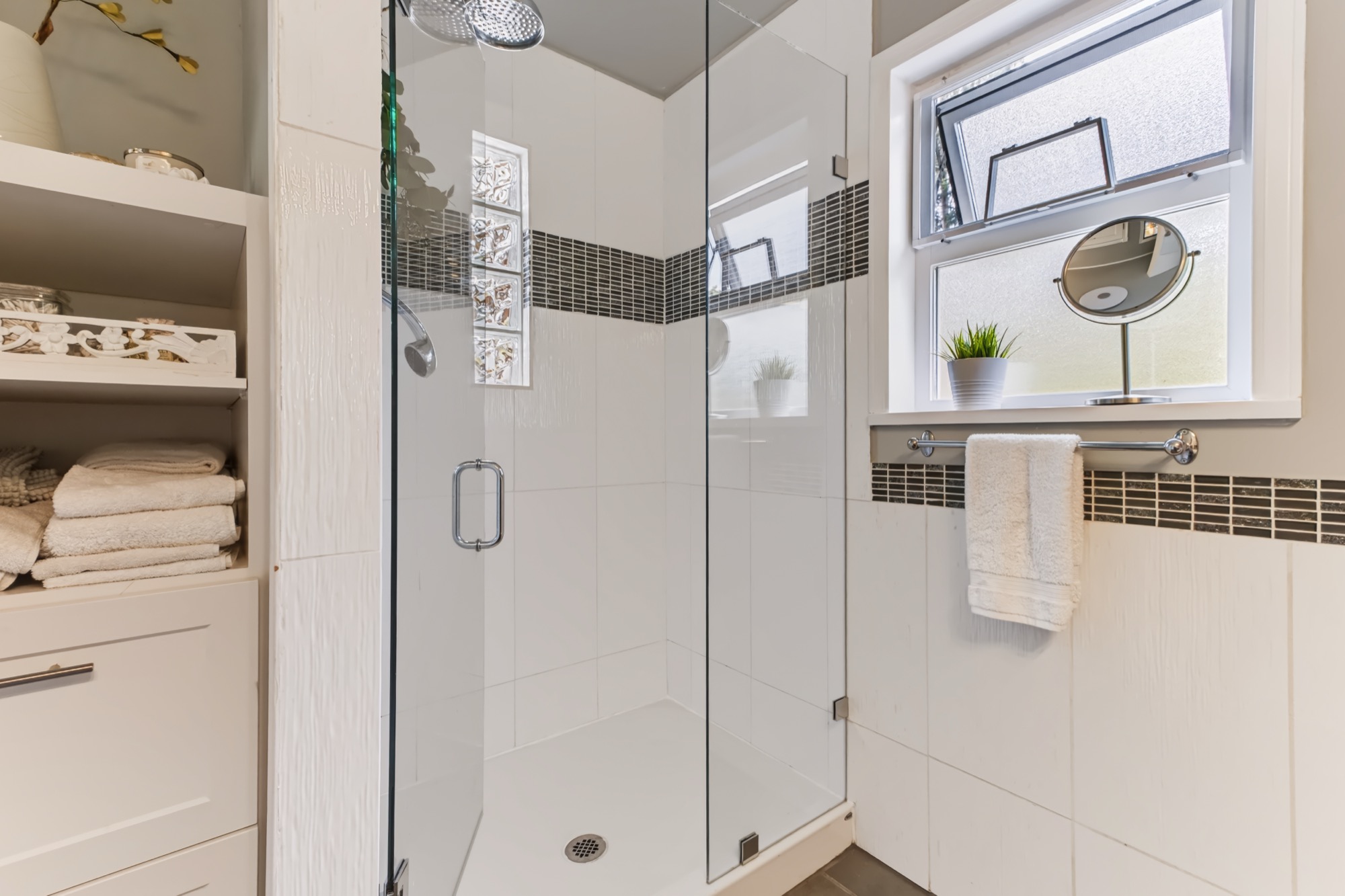 Property photo 123