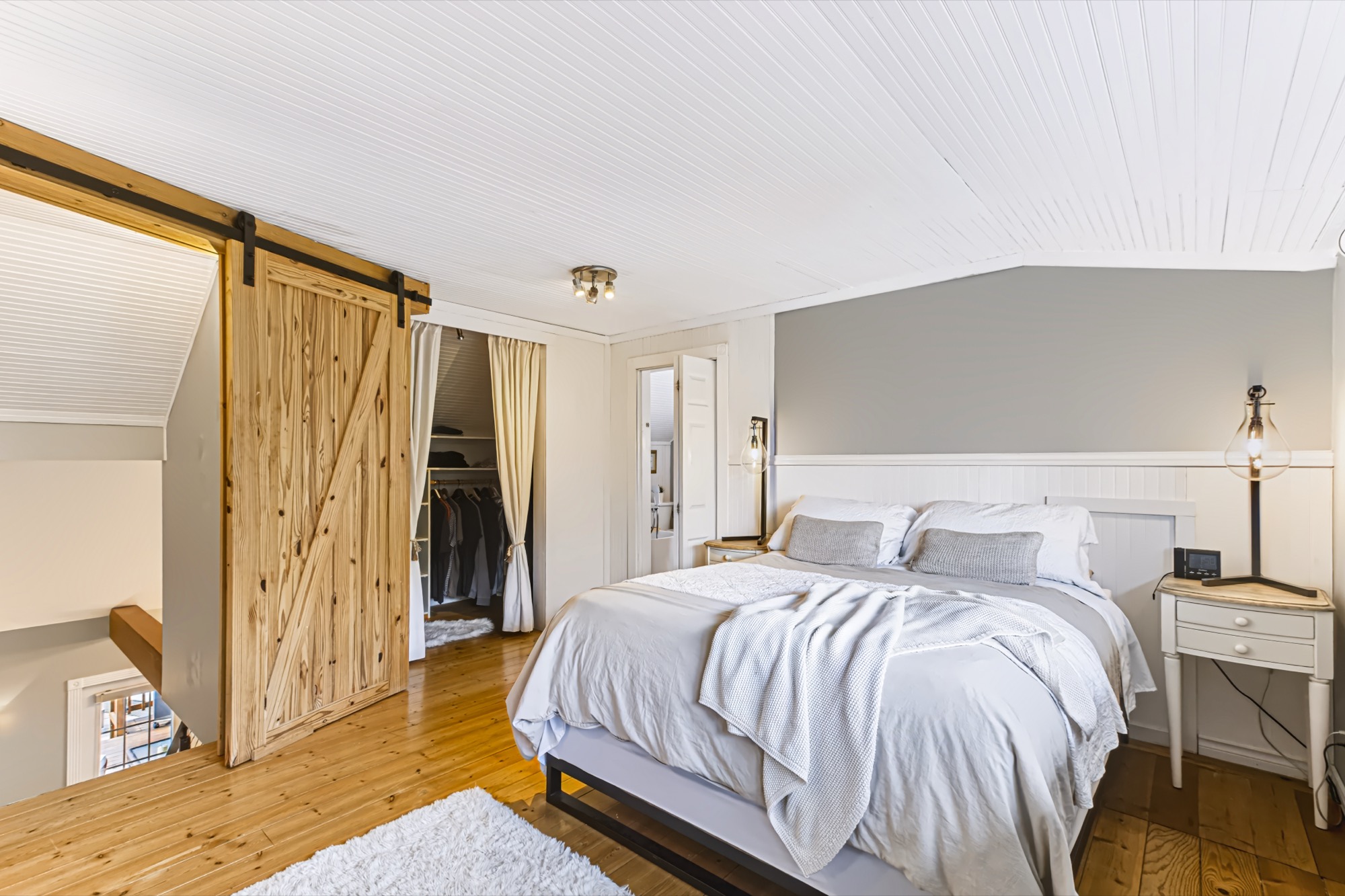Property photo 126