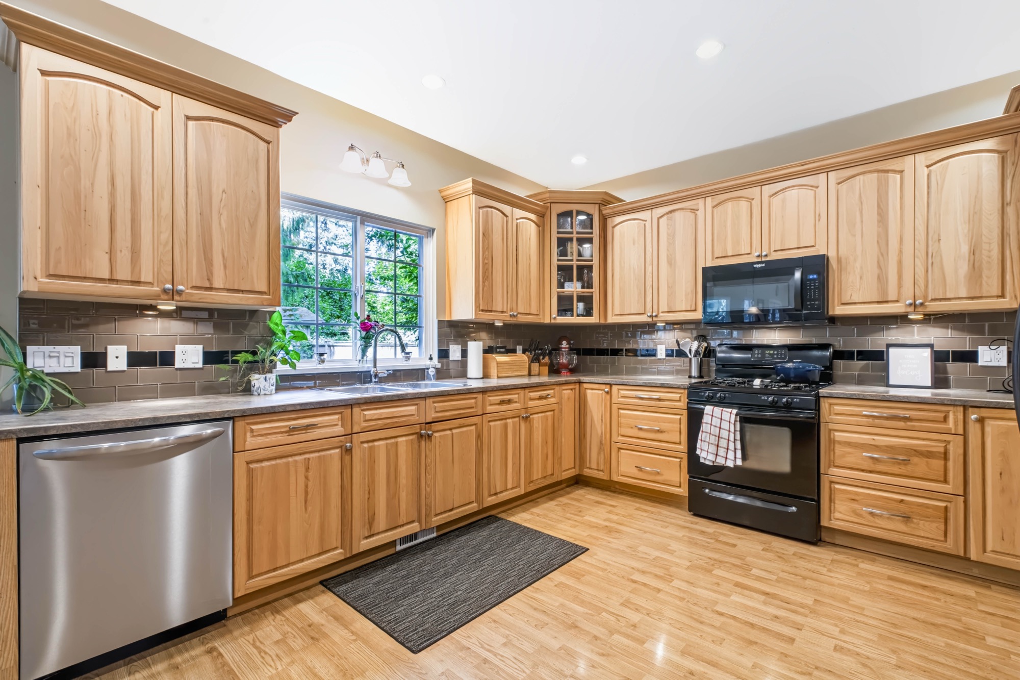 Property photo 116