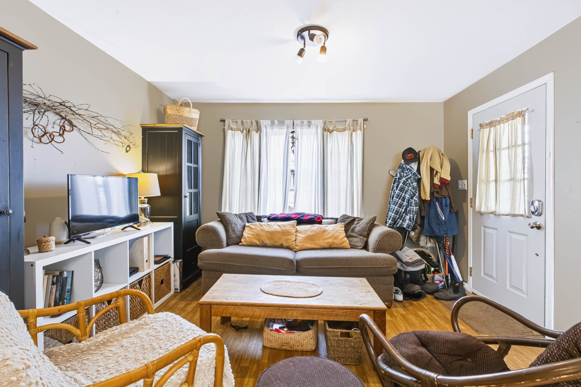 Property photo 123