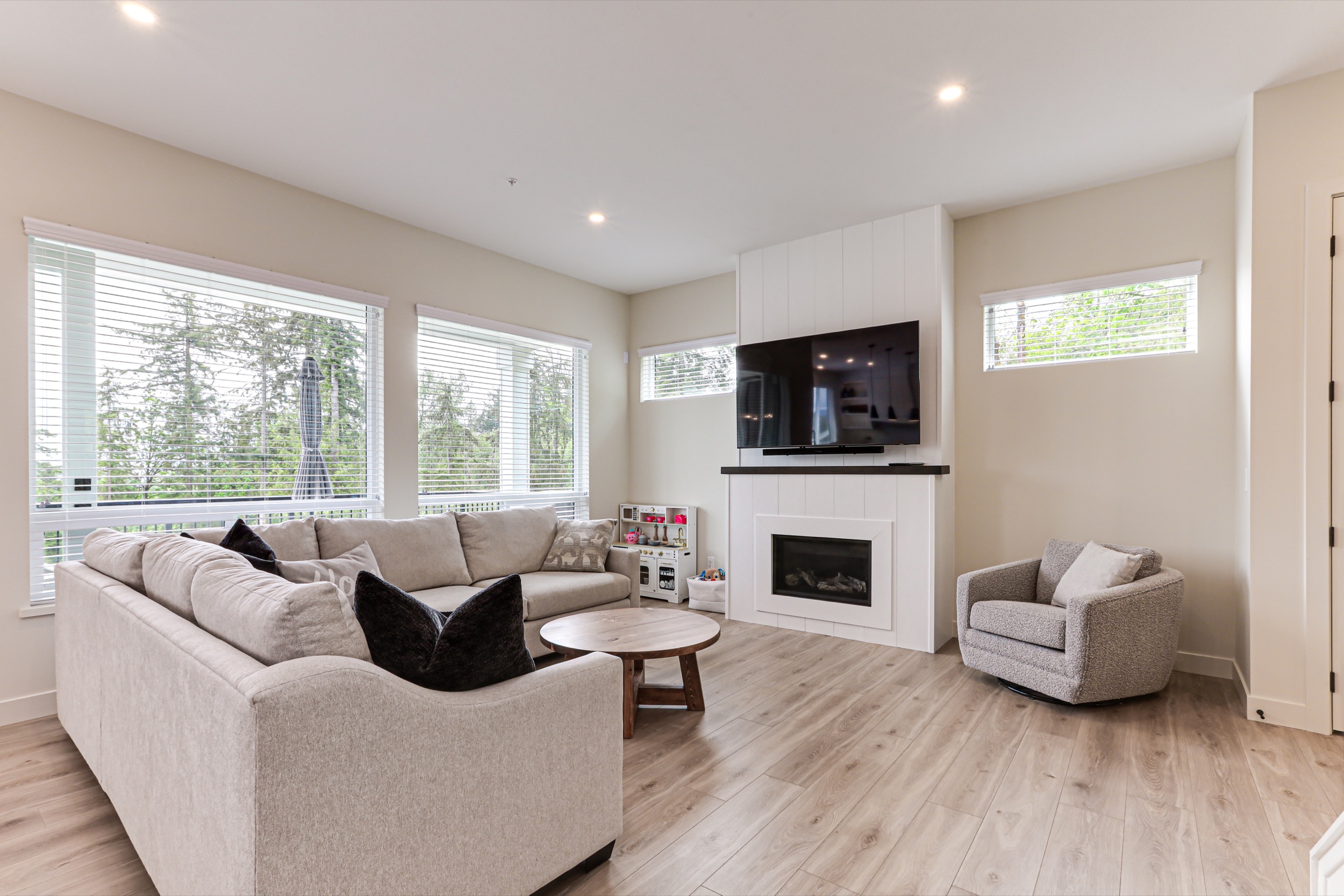 Property photo 103