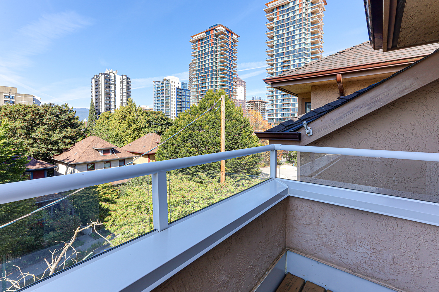Property photo 125