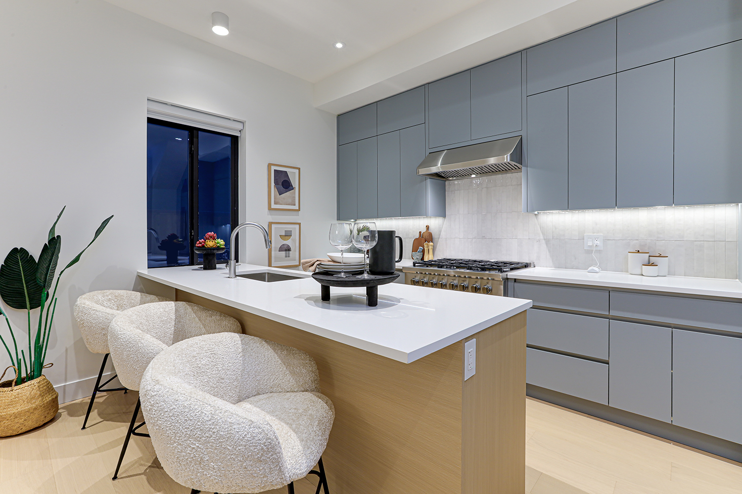 Property photo 122