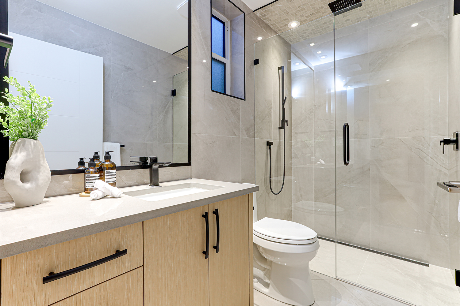 Property photo 136