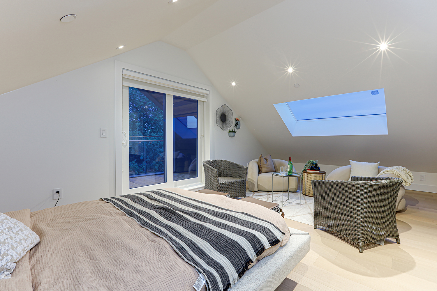 Property photo 142