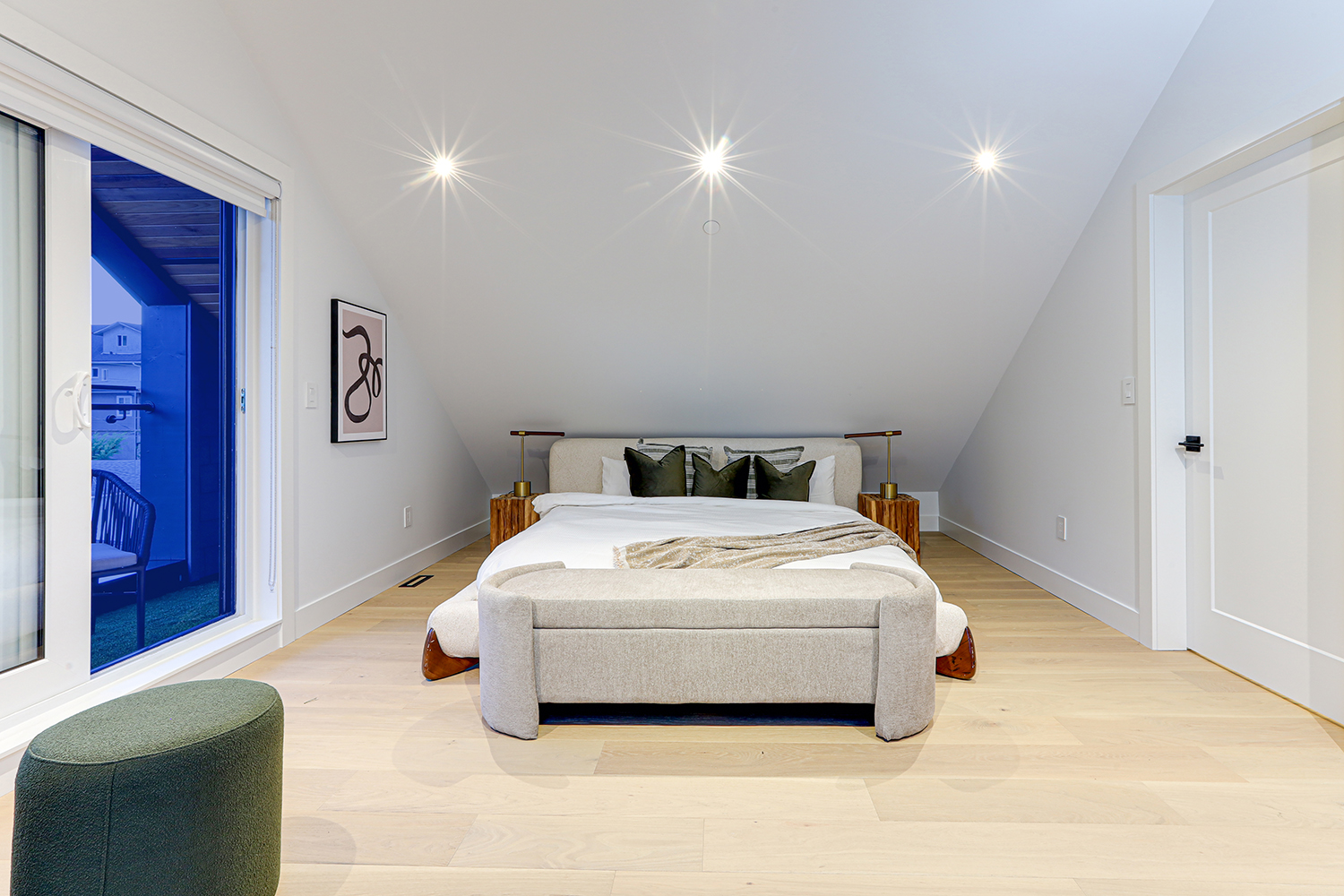 Property photo 135