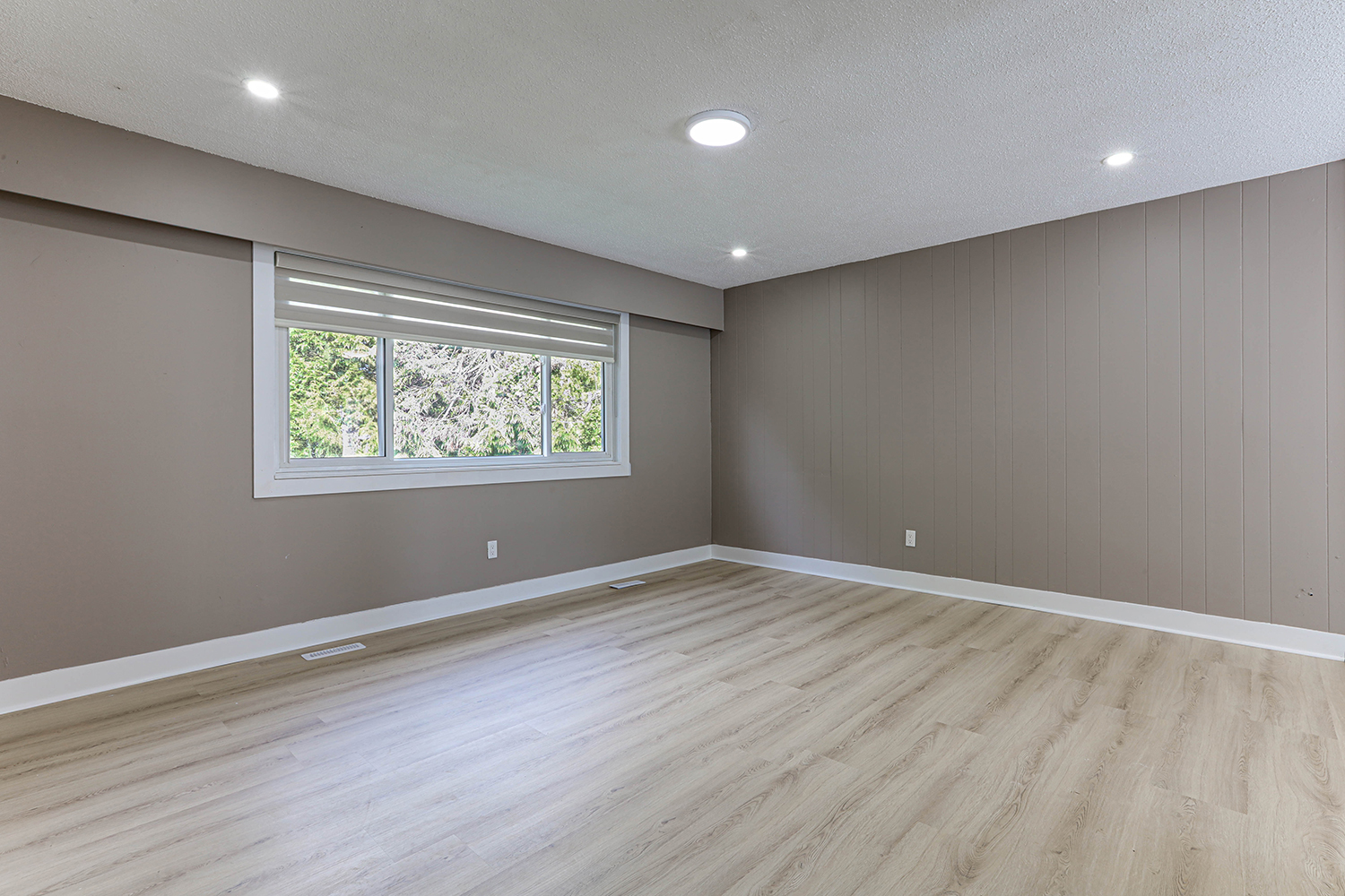 Property photo 104