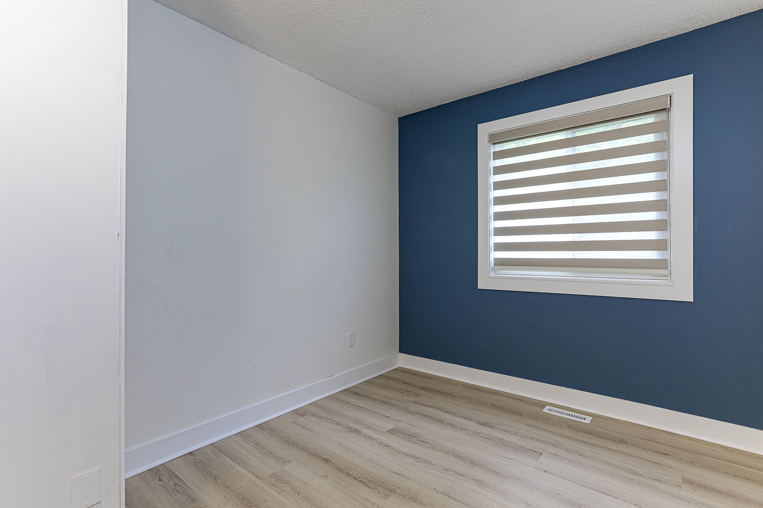 Property photo 117