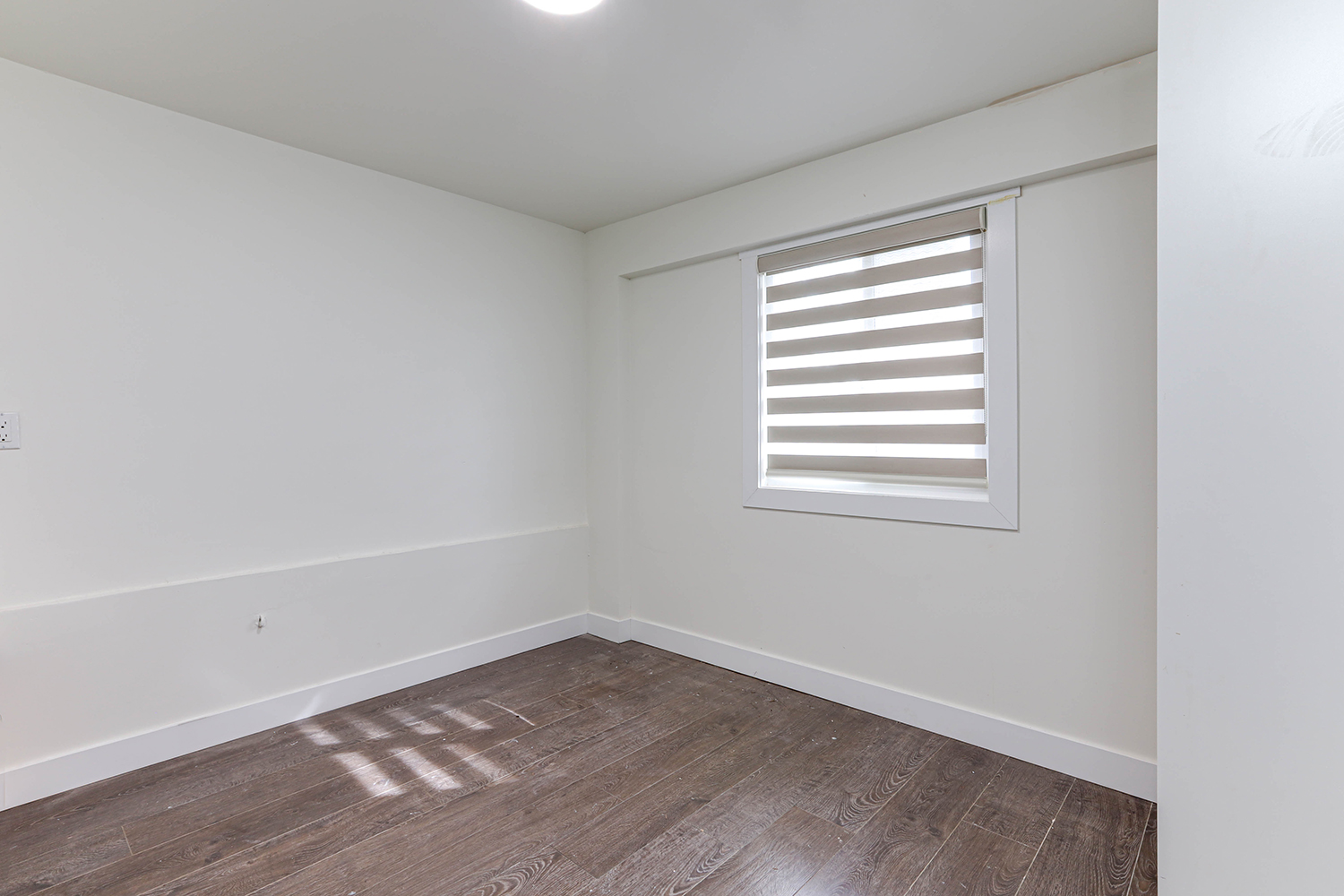 Property photo 128