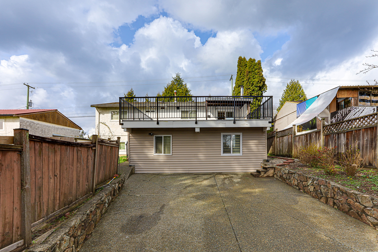 Property photo 143