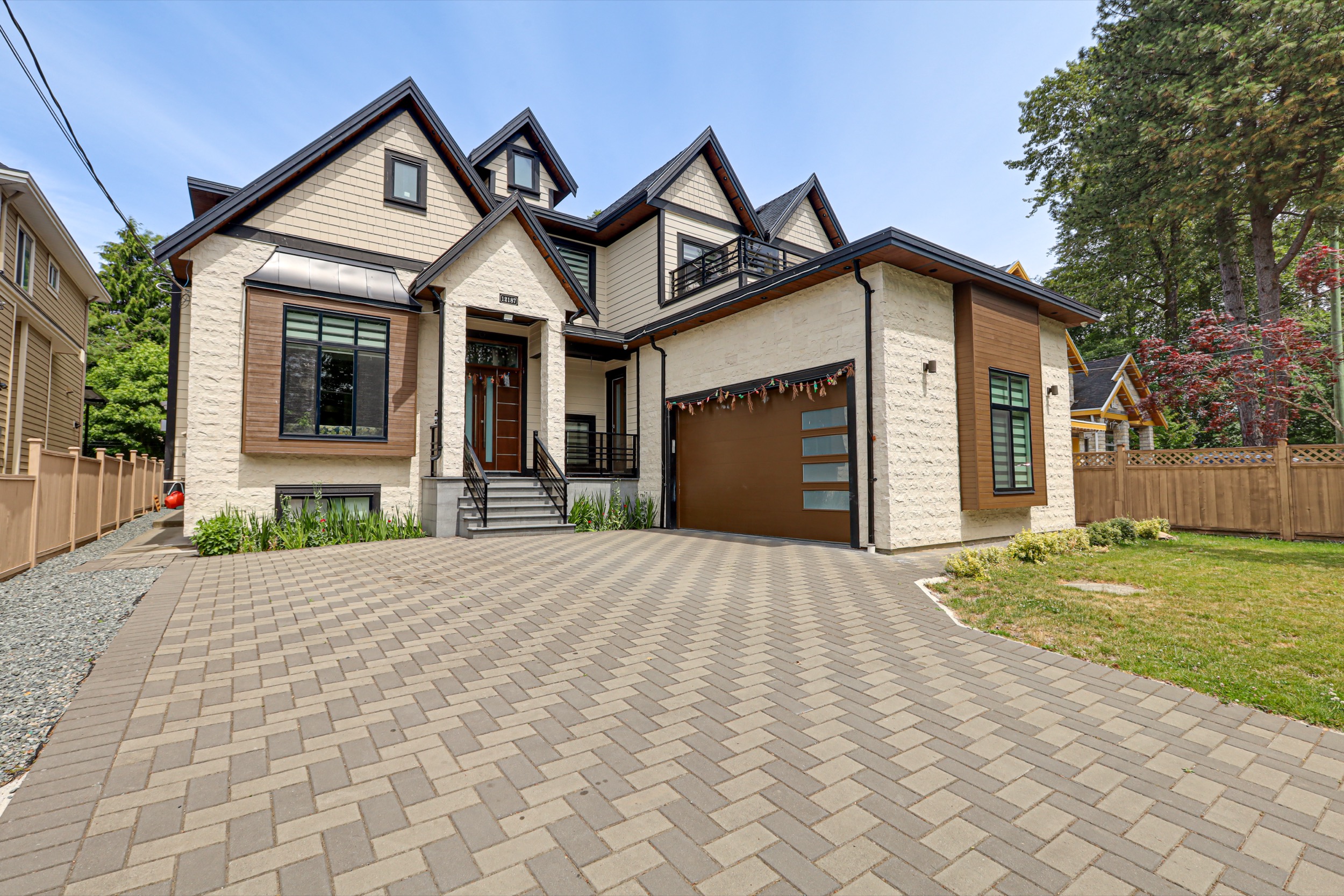 Property photo 100