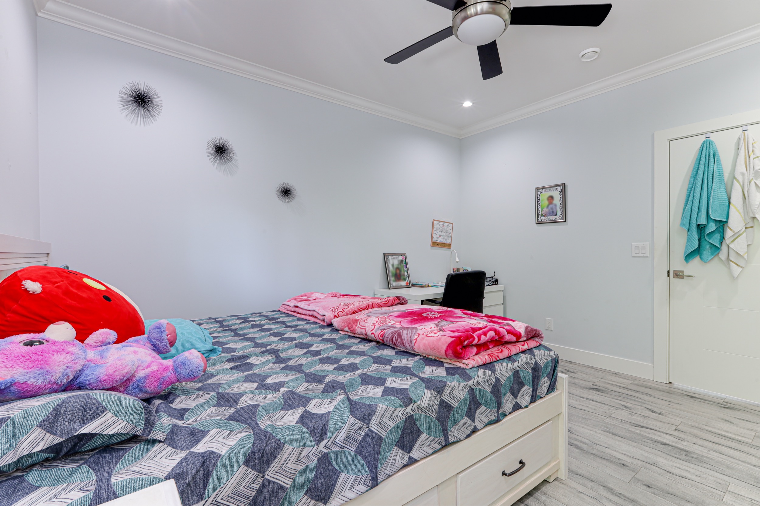 Property photo 143