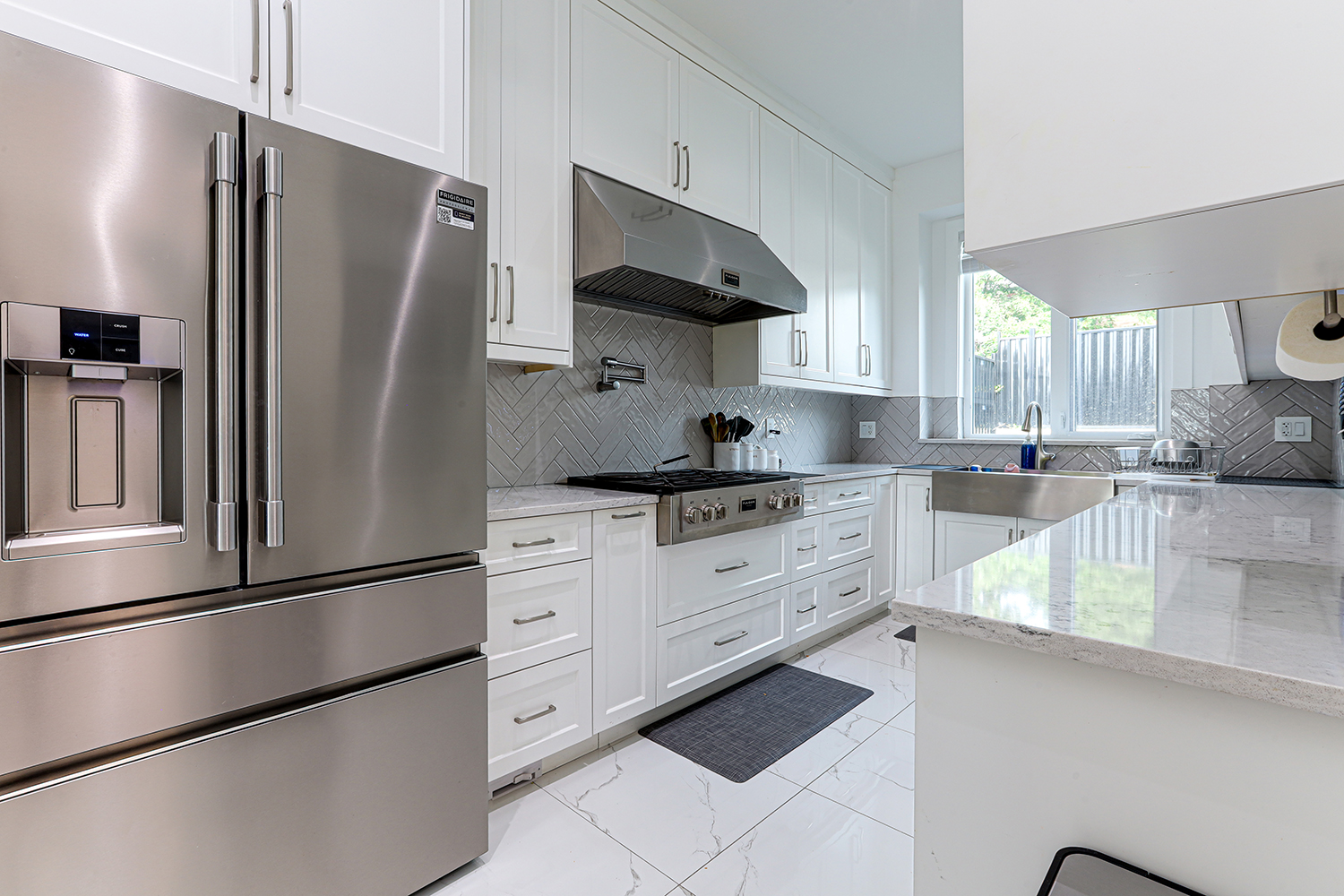 Property photo 129