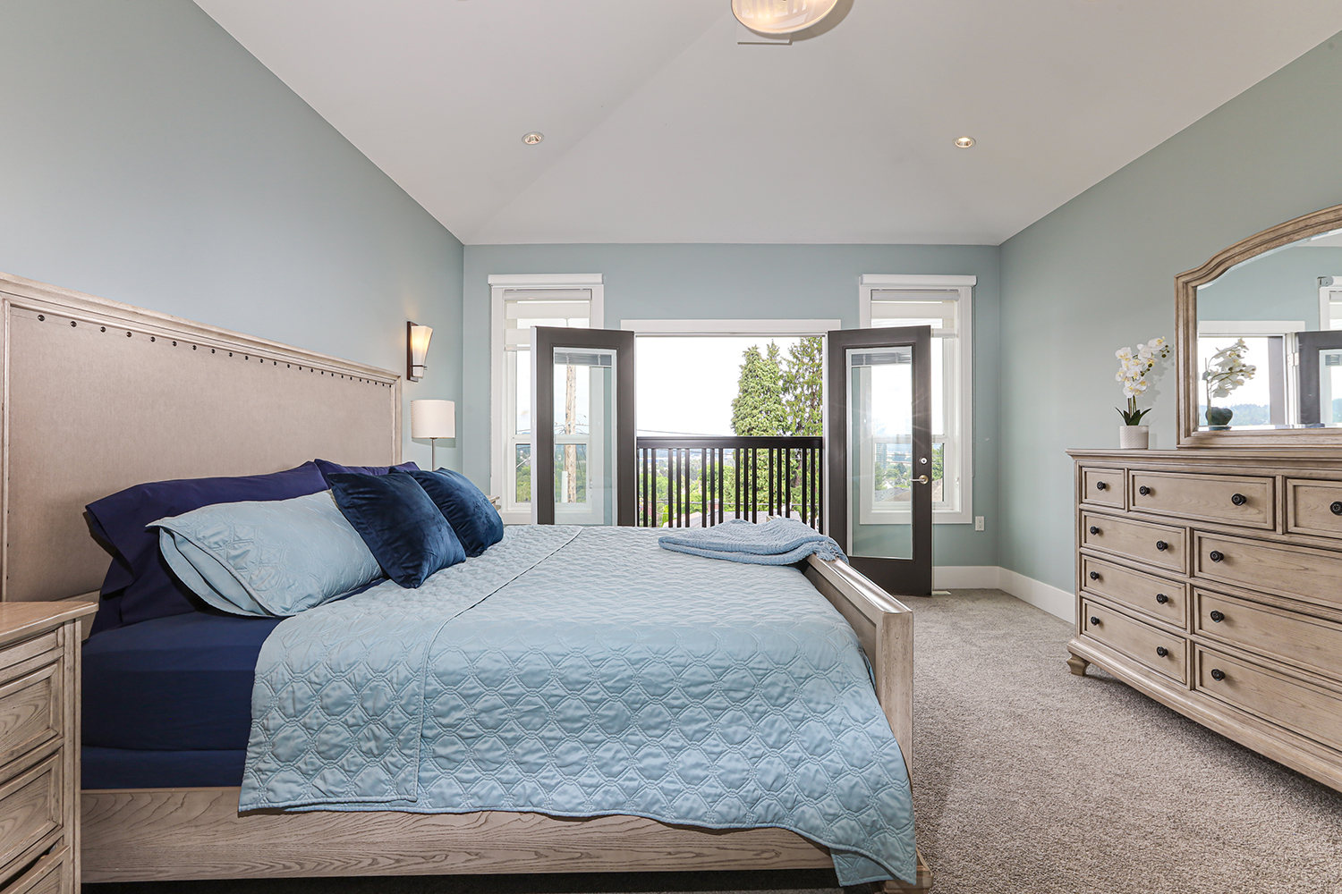 Property photo 136