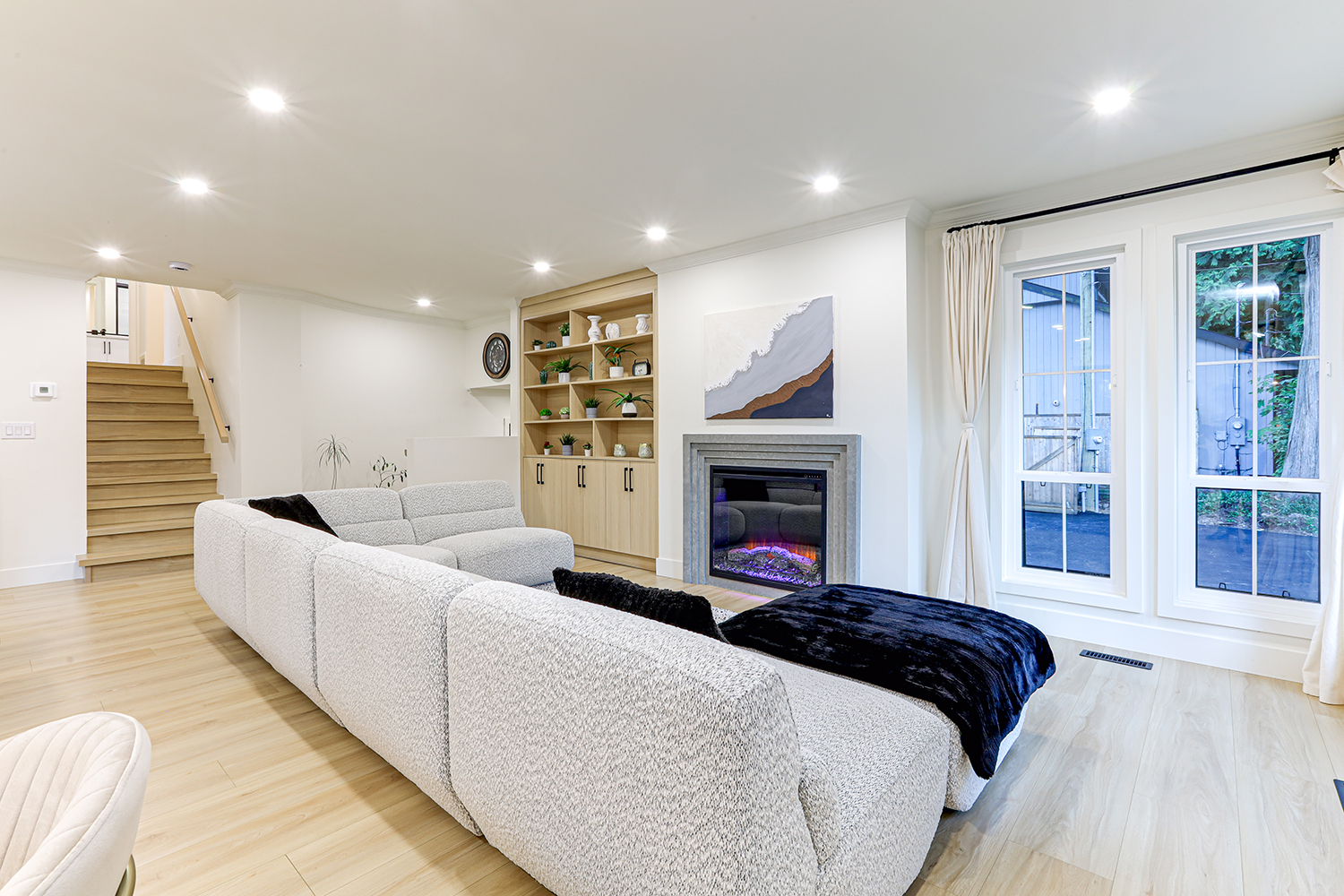 Property photo 111