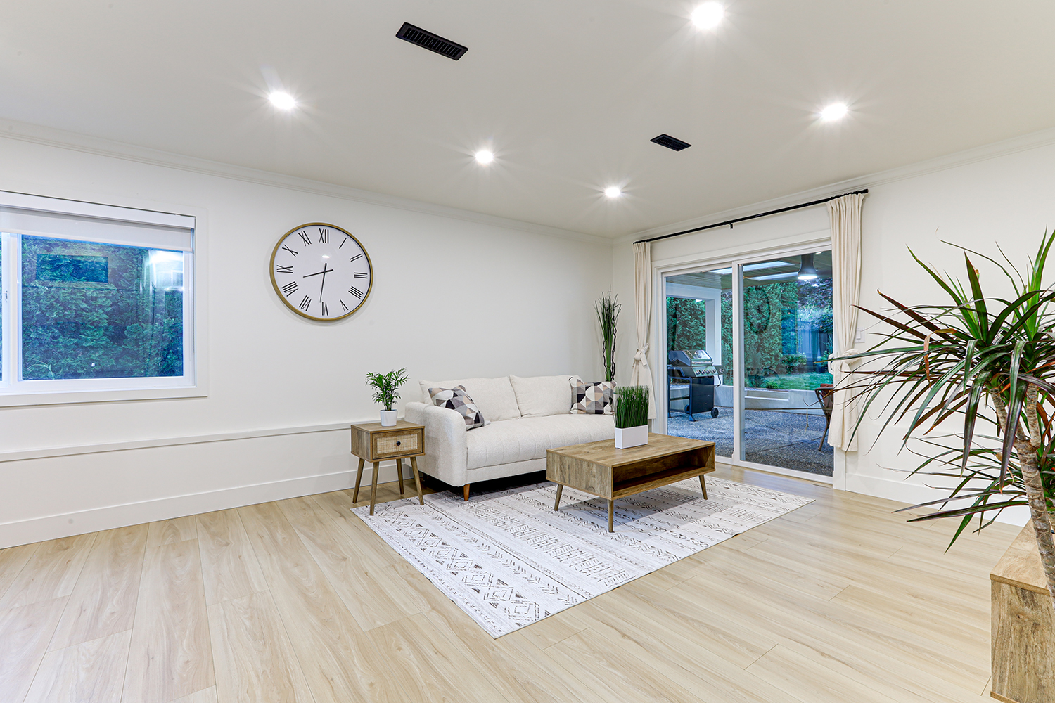Property photo 153