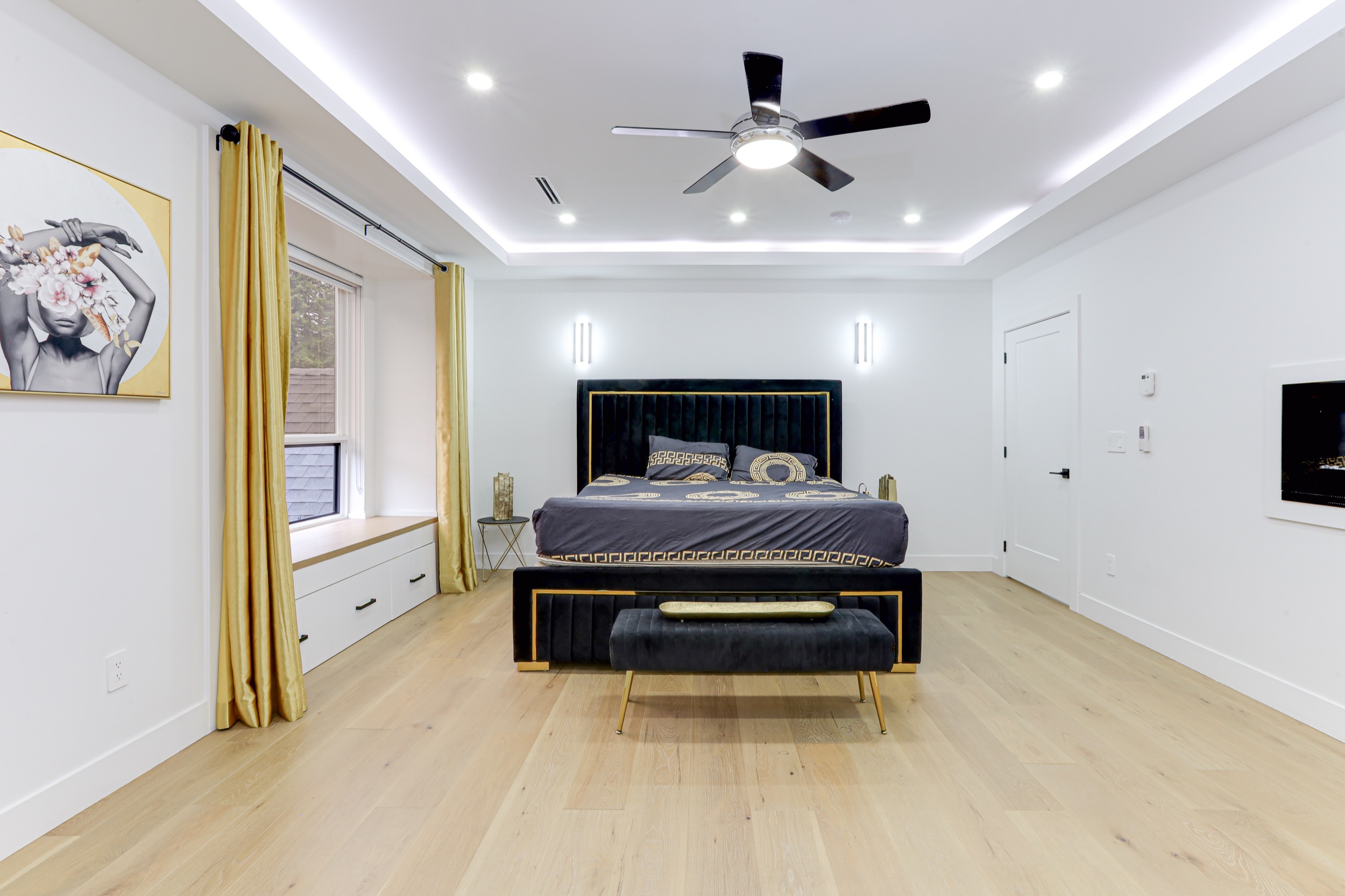 Property photo 136