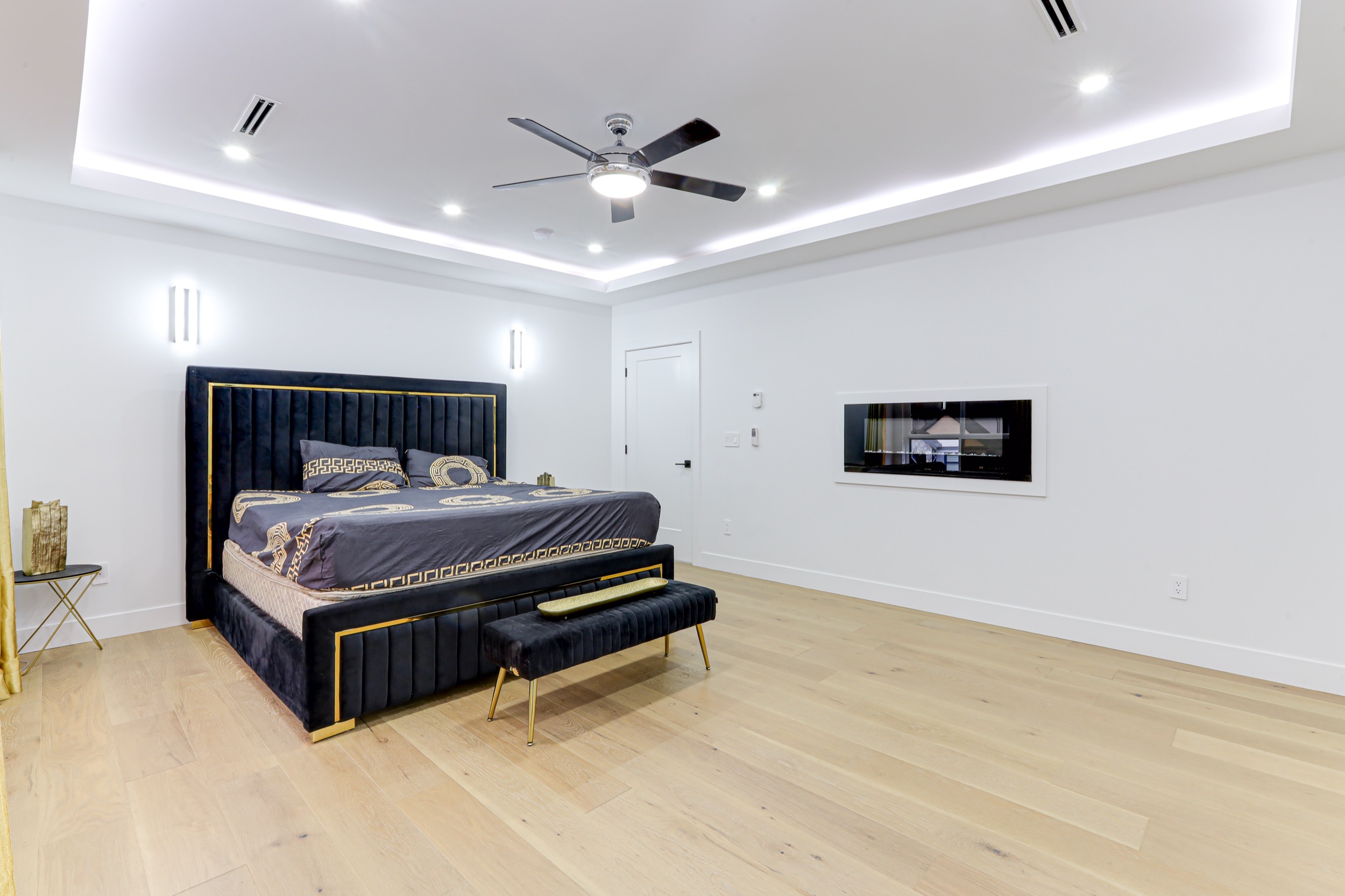 Property photo 137
