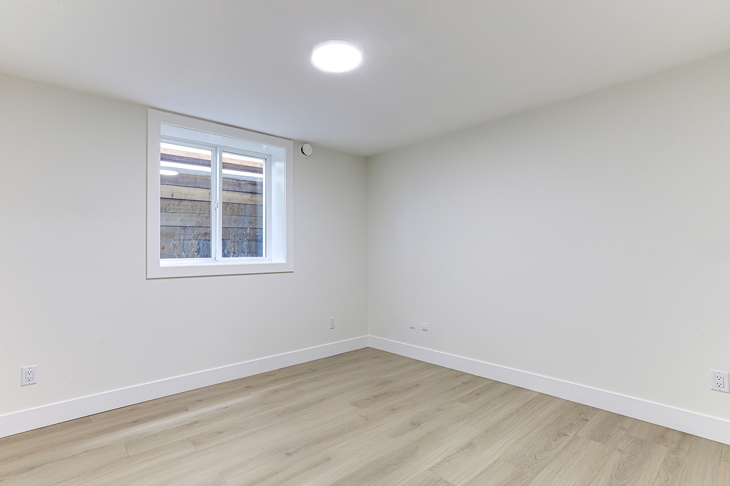 Property photo 156
