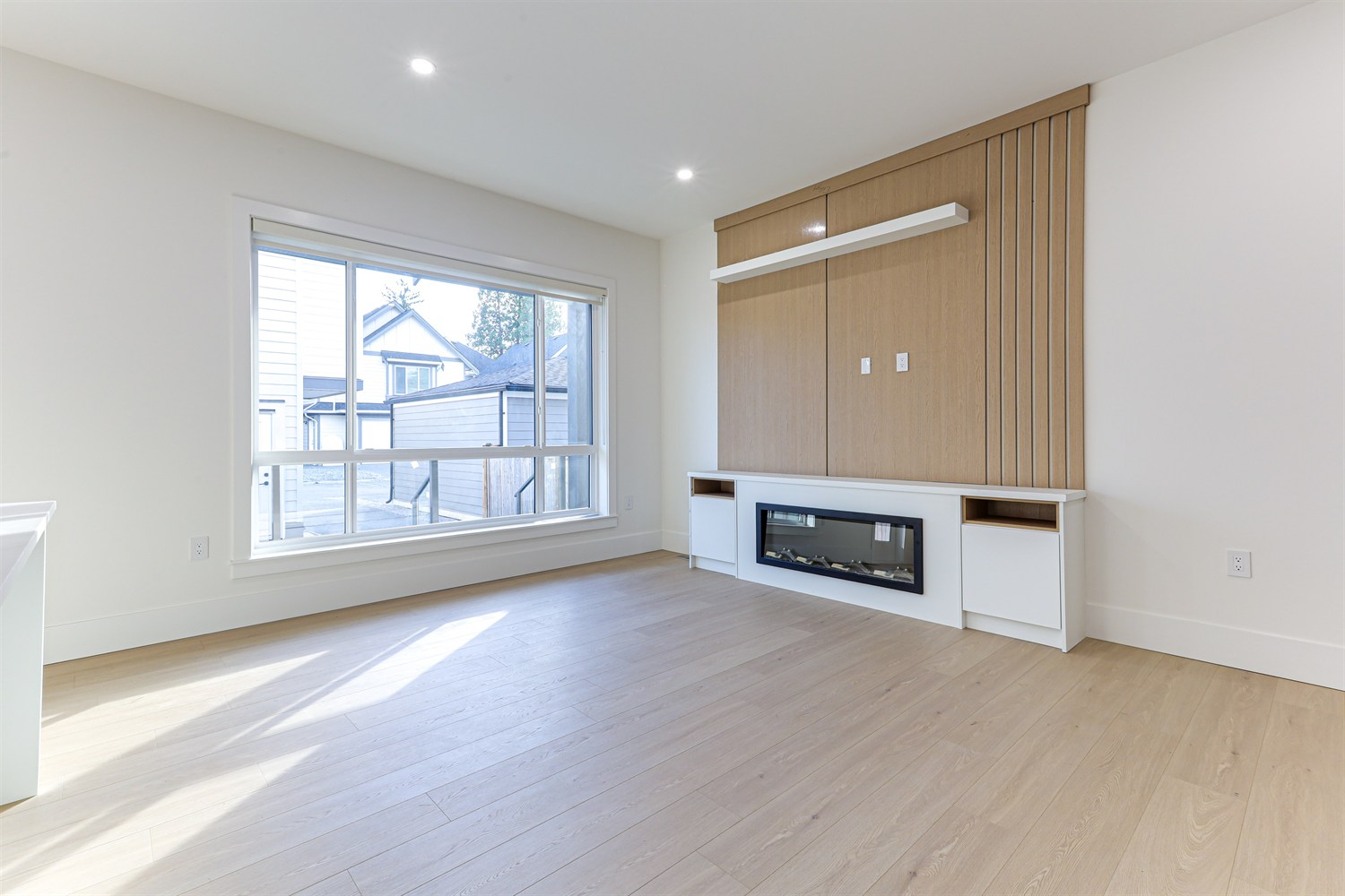 Property photo 104