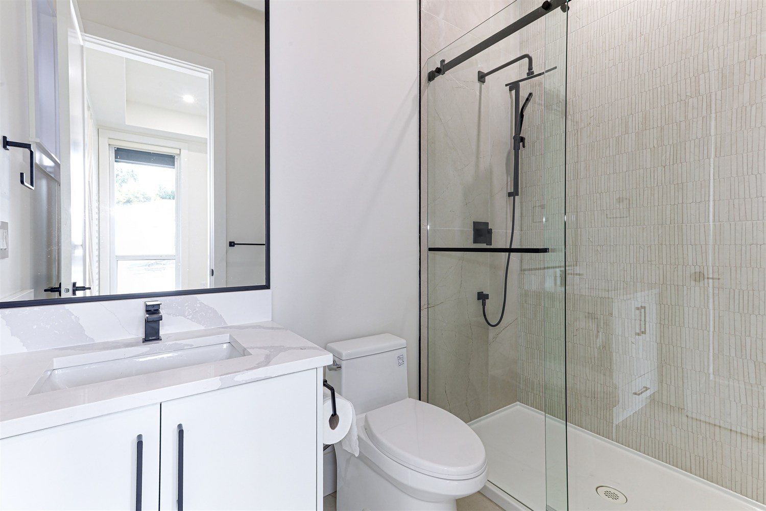 Property photo 125